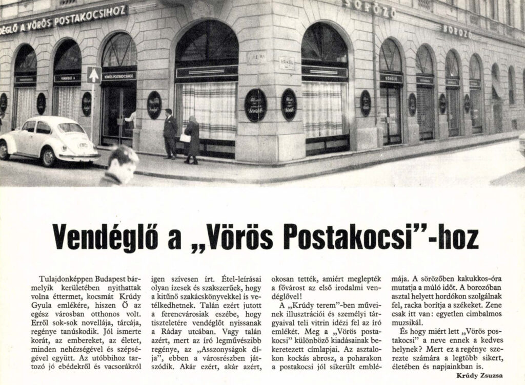 felete-fehér képen kőépület nagy ablakokkal, előtte fehér autó