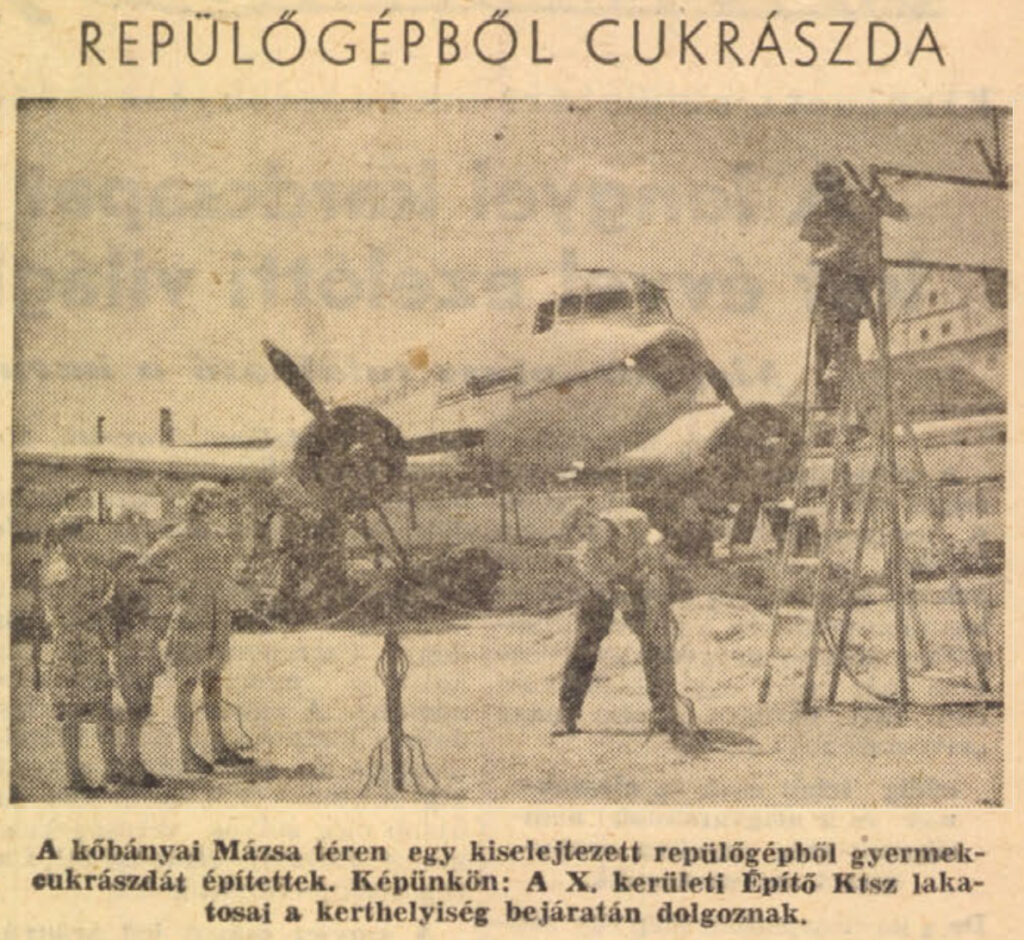 repülőgép, alatta, felette szöveg