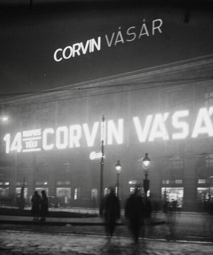 corvin áruház homlokzat